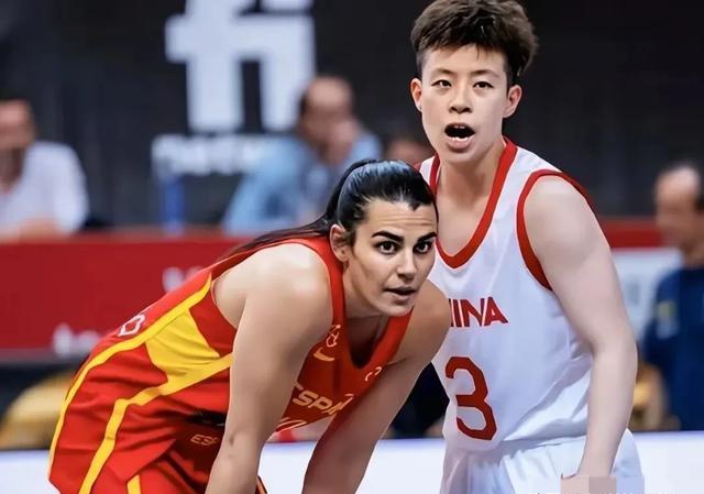 关于印度女篮崭露头角，目标在国际赛场脱颖而出的信息